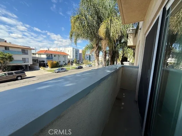 332 S Serrano 101, Los Angeles, California 90020 home-pic-9